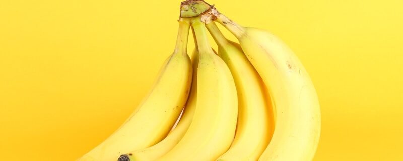 Organic Bananas Bunch image